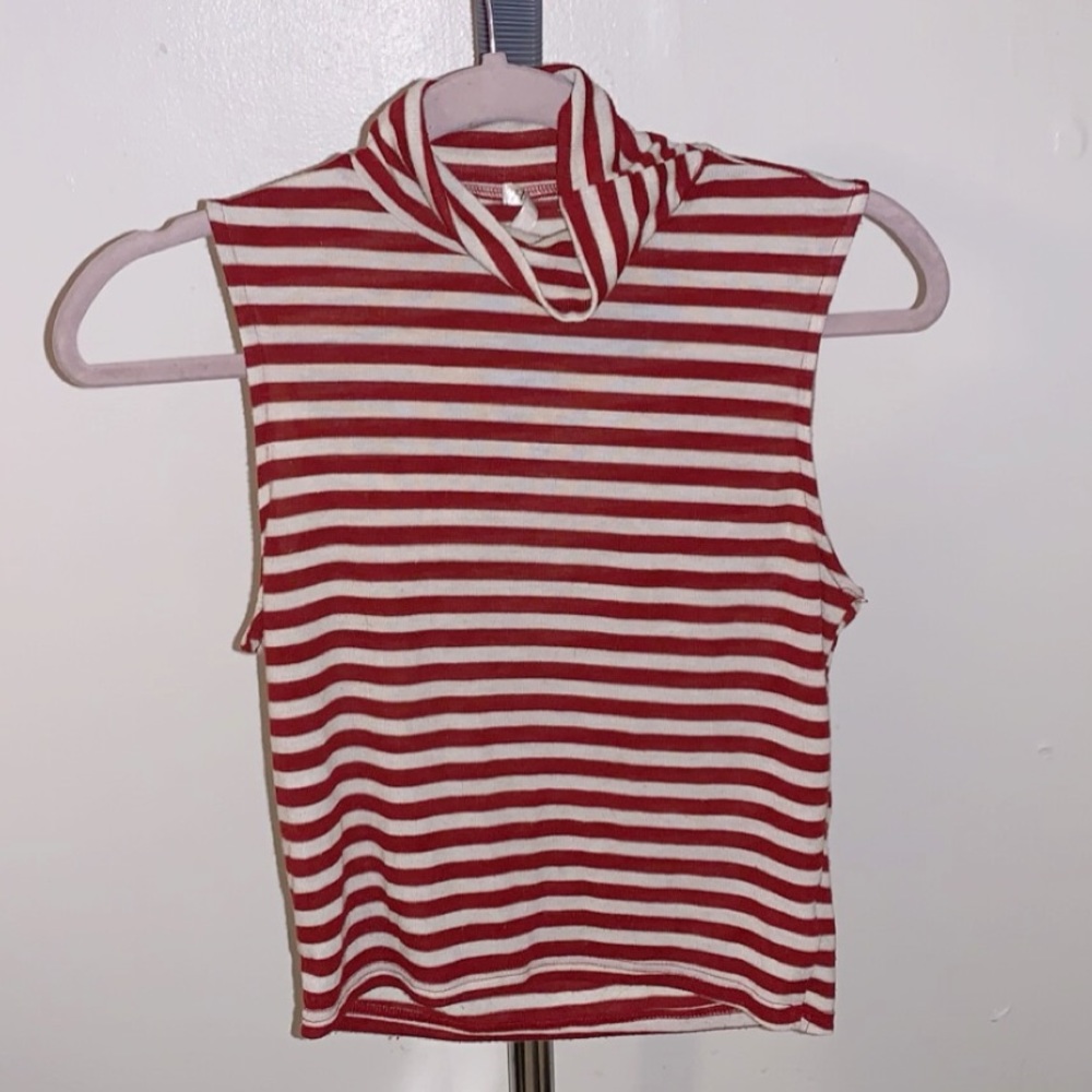striped crop top ❤️